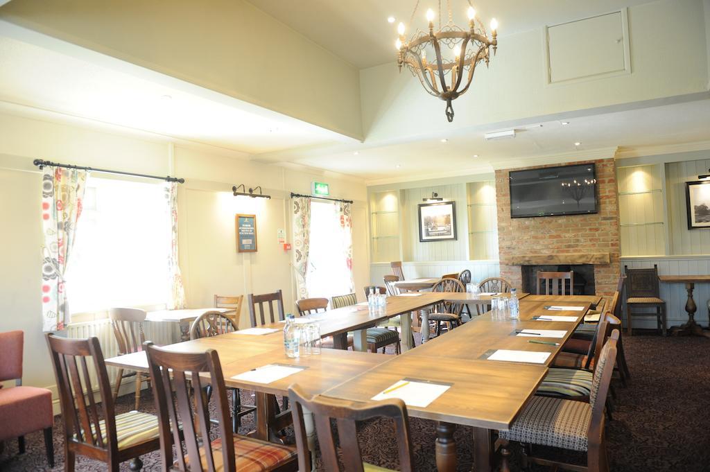 Motel Sturdys Castle Kidlington Esterno foto